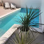Апартаменты Sea Ya - Two Apartments House With Heated Pool - 150M From Beach Zaglavice