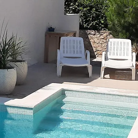 Sea Ya - Two Apartments House With Heated Pool - 150M From Beach Апартаменты